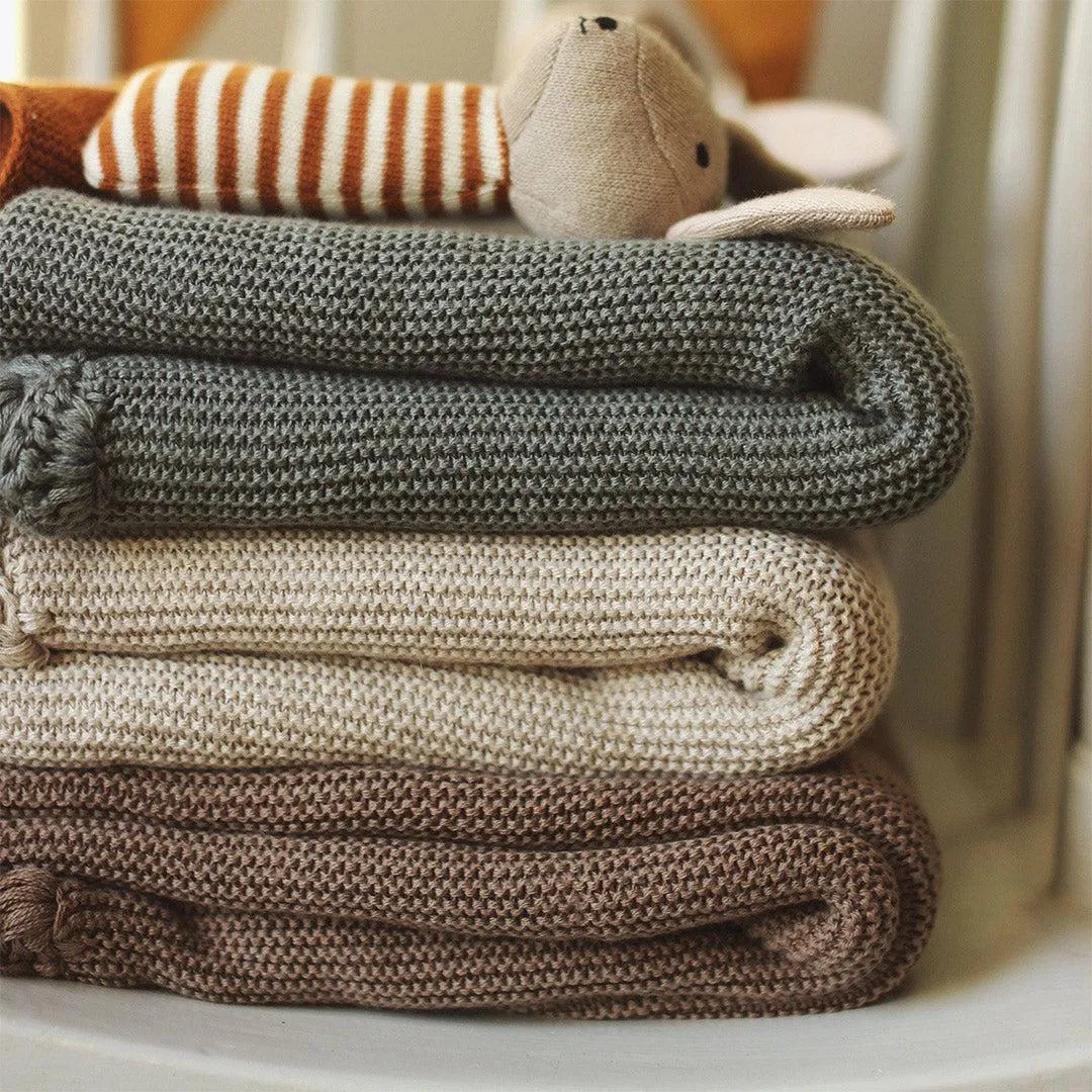 Avery Row Organic Cotton Scallop Knit Blanket - Stone