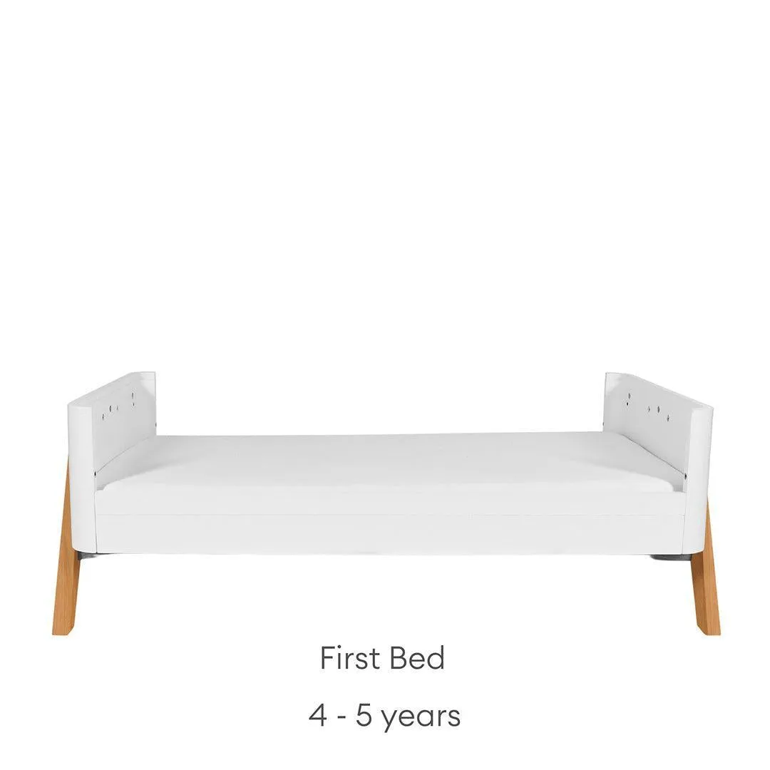 Gaia Baby Hera Cot Bed 'Studio Edit' - White / Oak