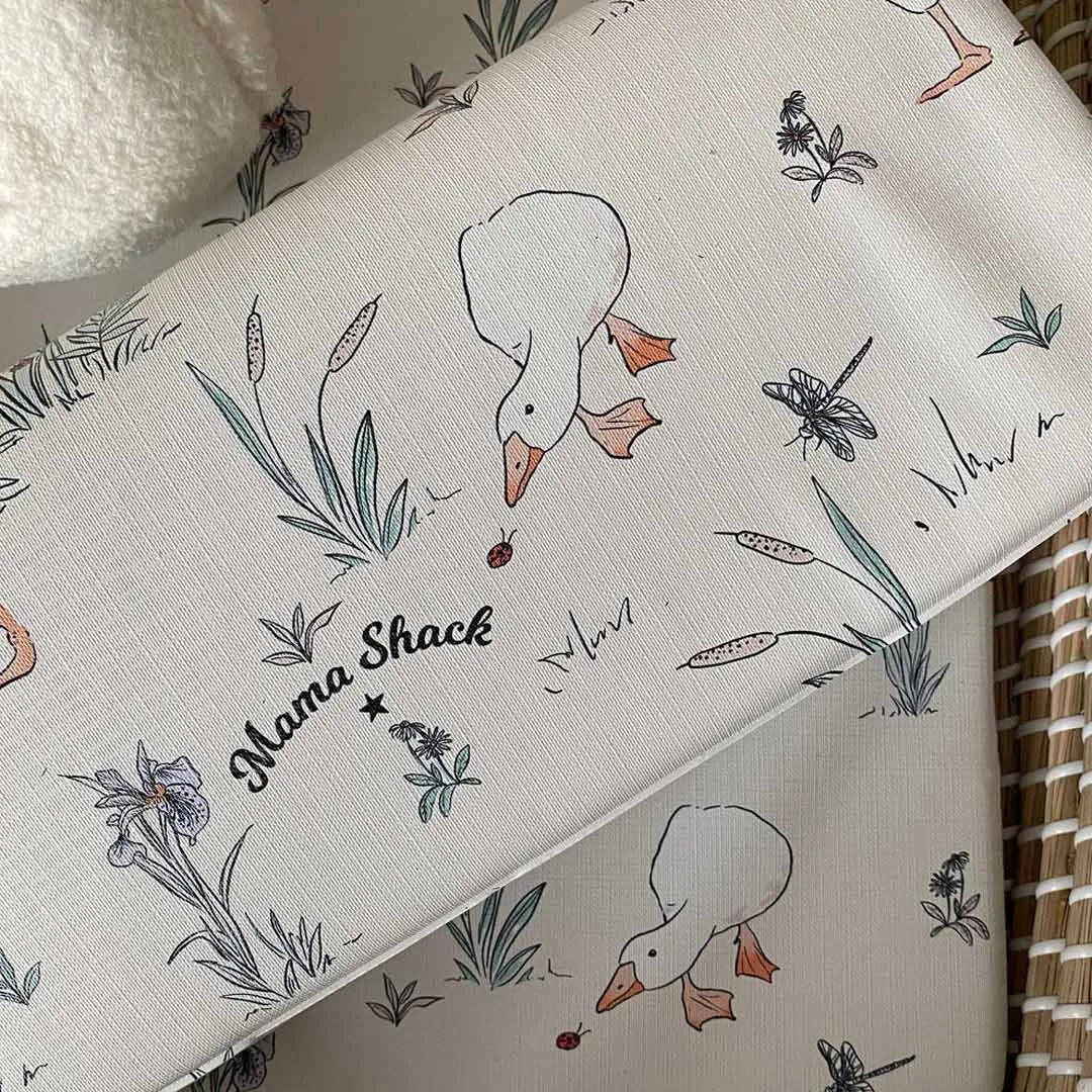 Mama Shack Travel Mat - Goose & the Ladybird
