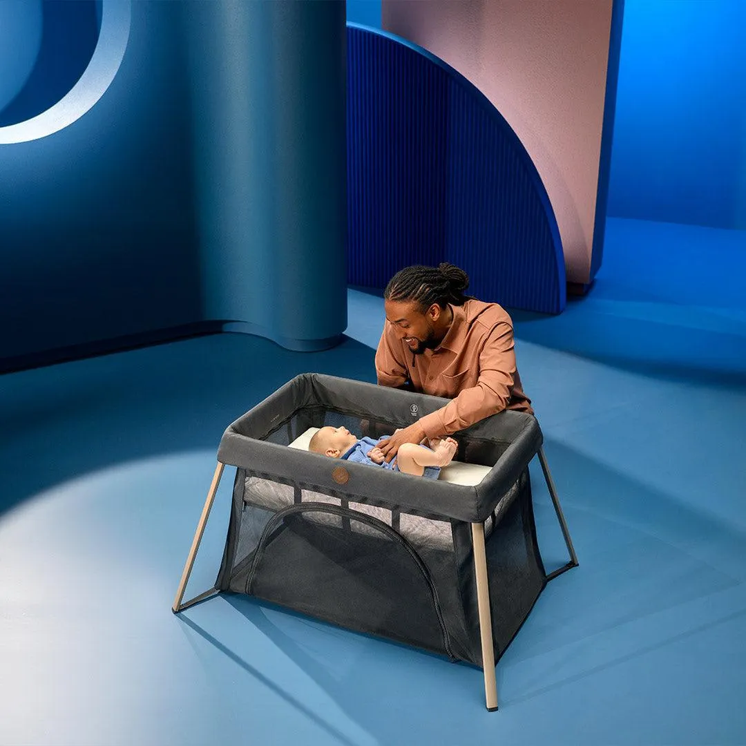 Maxi-Cosi Calao Light Eco Travel Cot - Beyond Graphite