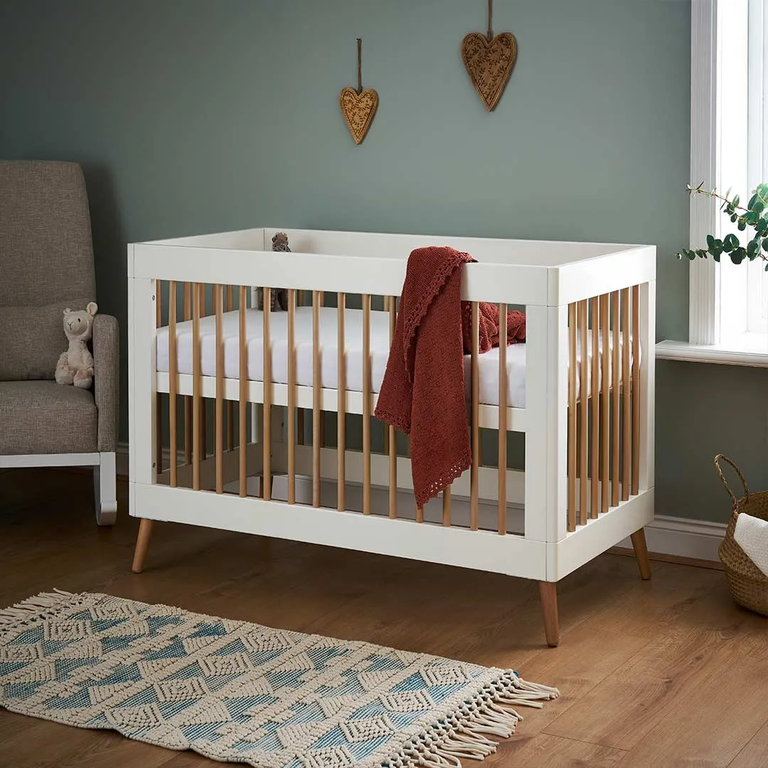 Obaby Maya Mini Cot Bed - White   Natural