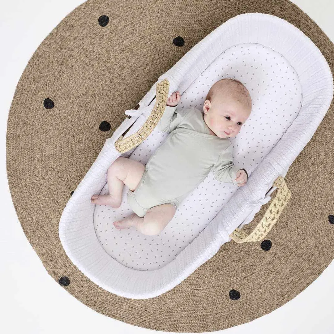 The Little Green Sheep Organic Knitted Moses Basket   Rocking Stand