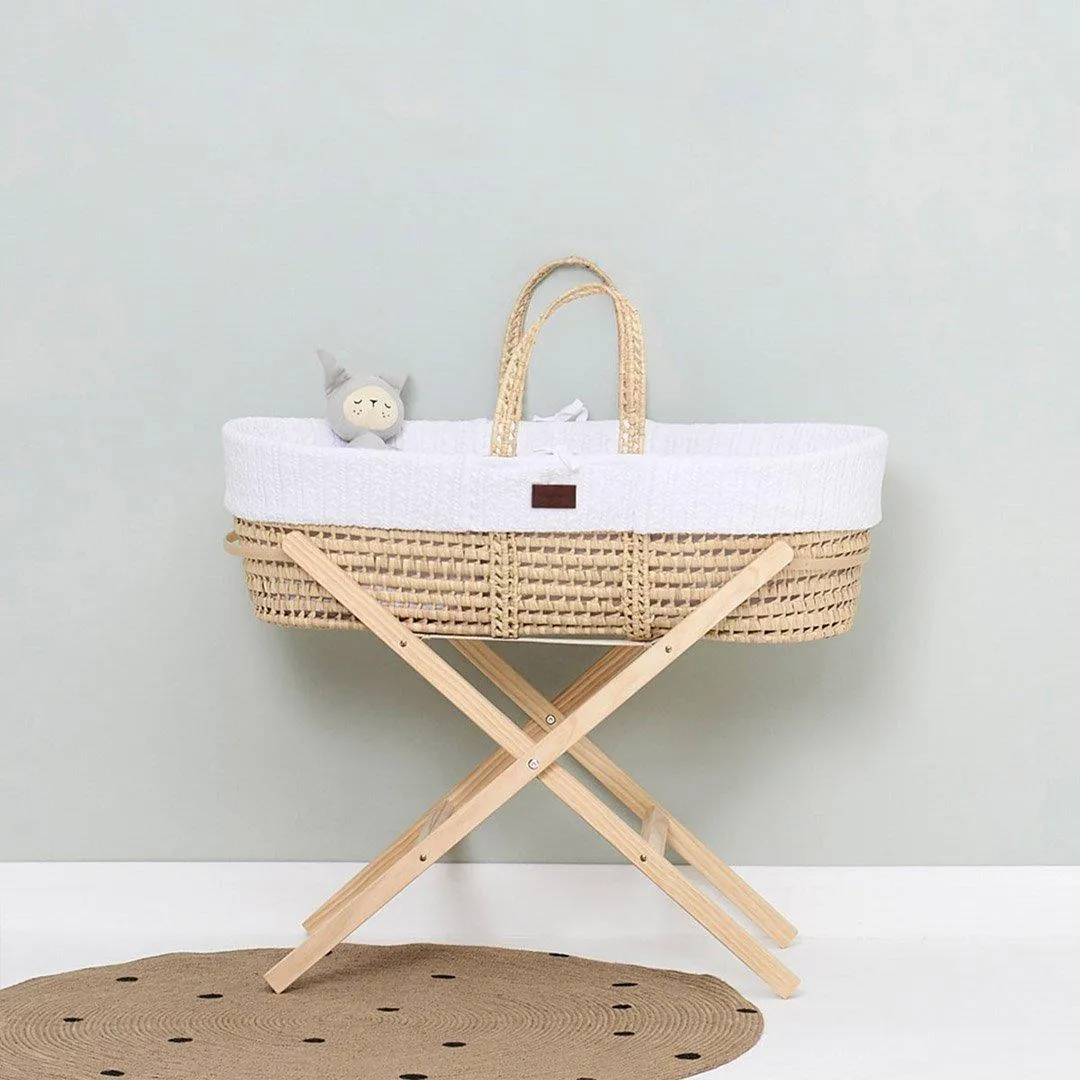 The Little Green Sheep Organic Knitted Moses Basket   Stand Bundle