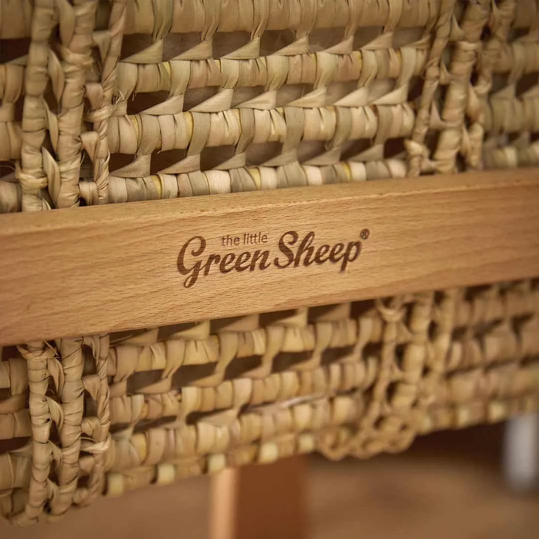 The Little Green Sheep Organic Wheat Knit Moses Basket   Mattress - Linen