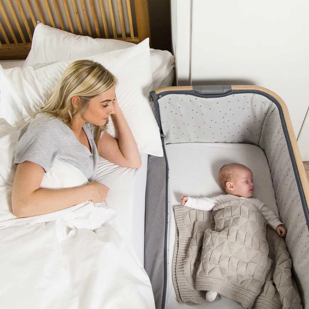 Tutti Bambini CoZee Bedside Crib - Oak and Charcoal